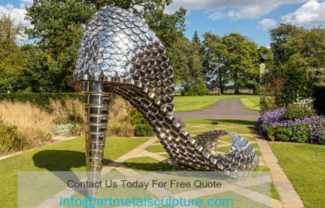 Art land Edinburgh high-heeled shoes sculpture