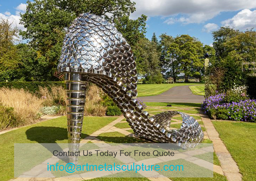 Art land Edinburgh high-heeled shoes sculpture