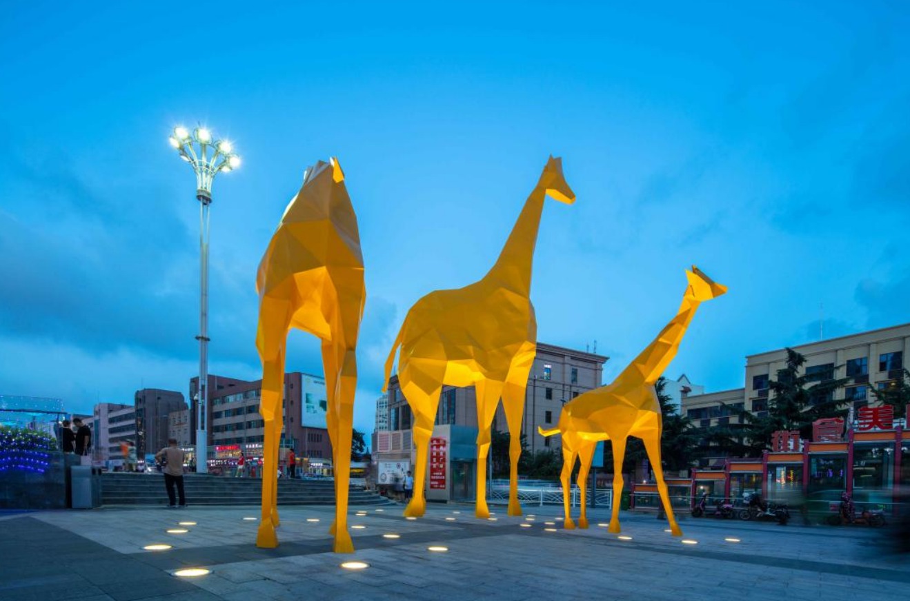 Giraffe metal sculptures animal (1)