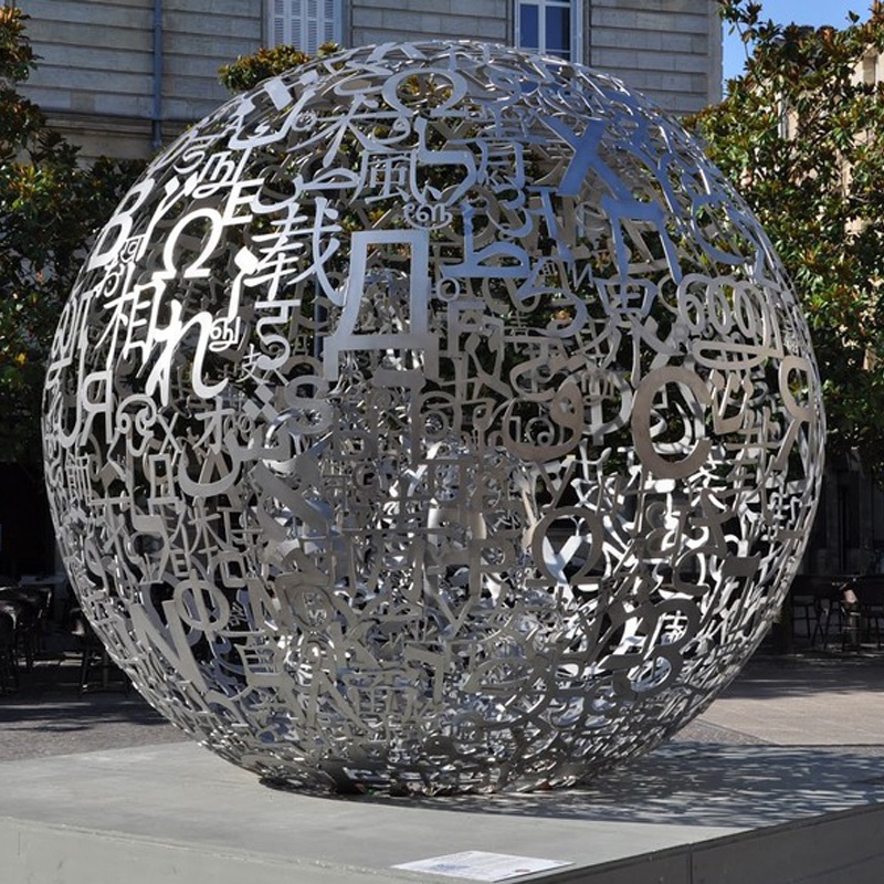 304 Grade Stainless Steel Outdoor Hollow Large Ball Sculpture for Garden Landscape