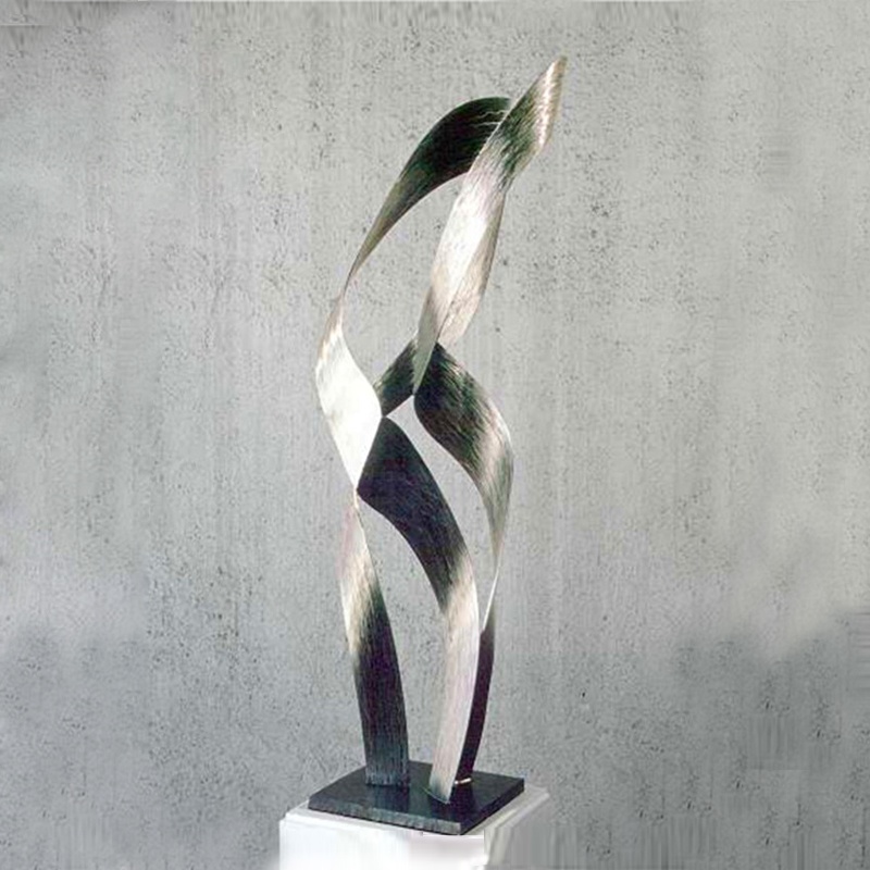 Contemporary Living Room Decorative Stainless Steel Sculpture