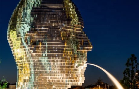 Mirror Metalmorphosis Fountain Stainless Steel Head Moving Sculpture