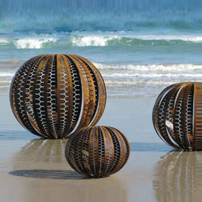 Modern Beach Decoration Hollow Corten Steel Sphere Sculpture 
