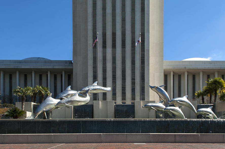Stainless Steel Dolphin Fountain Sculpture (2)
