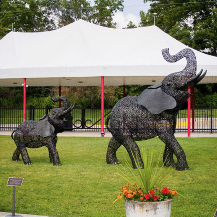 Stainless Steel Life Size Elephant Garden Sculpture Metal