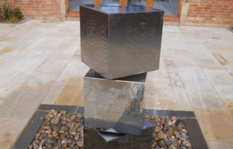Stainless Steel Tier Cube Metal Garden Water Fountain Sculpture