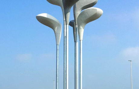 White Painted Finish Outdoor Stainless Steel Golf Sculpture For City Decor