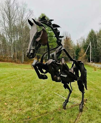 finished horse sculpture