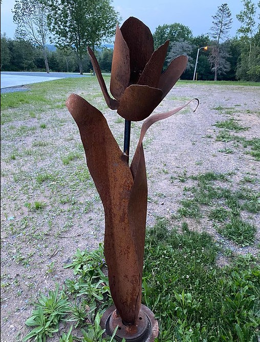 lawn flower corten steel sculpture