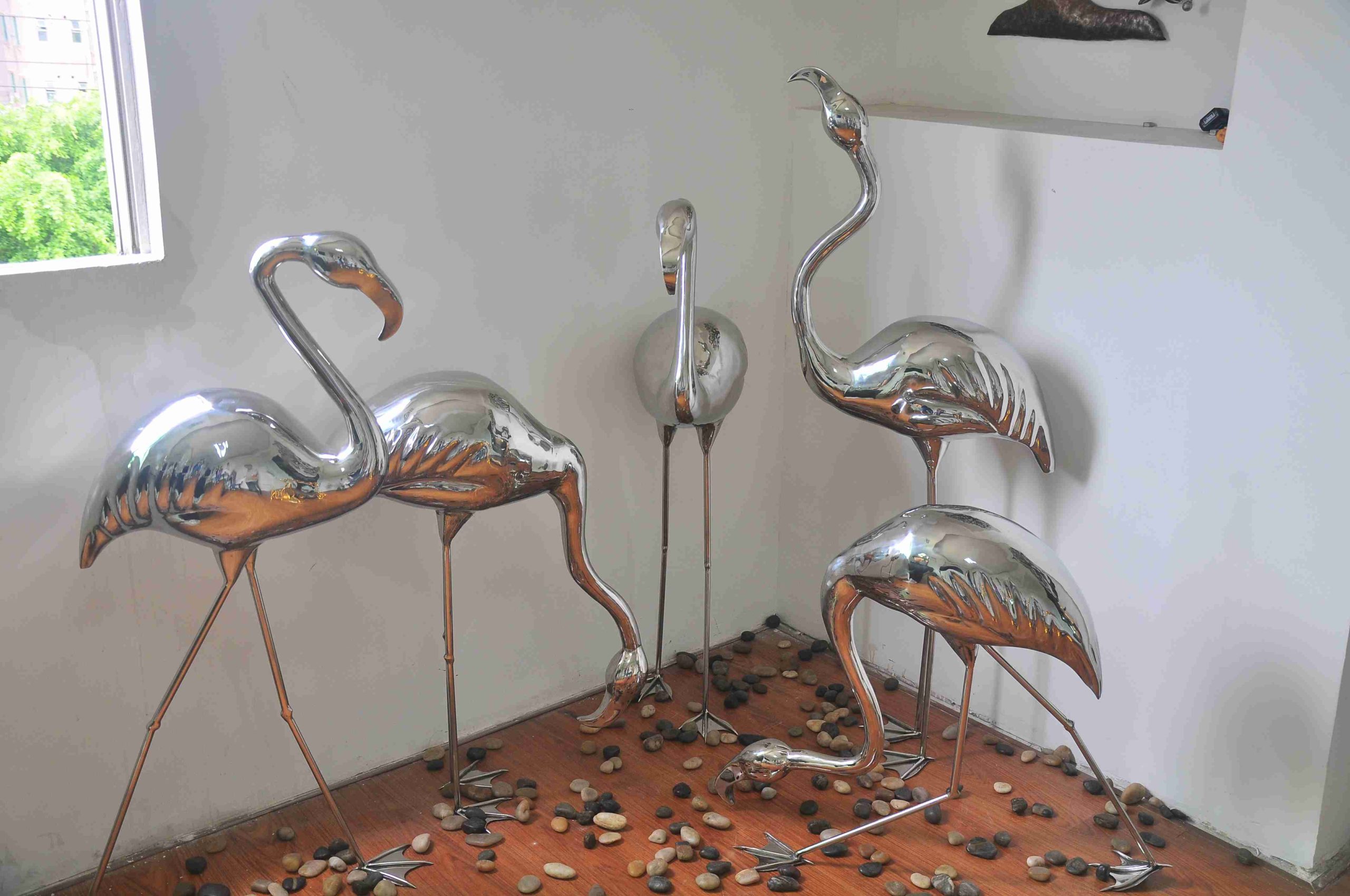 metal flamingo yard art (2)