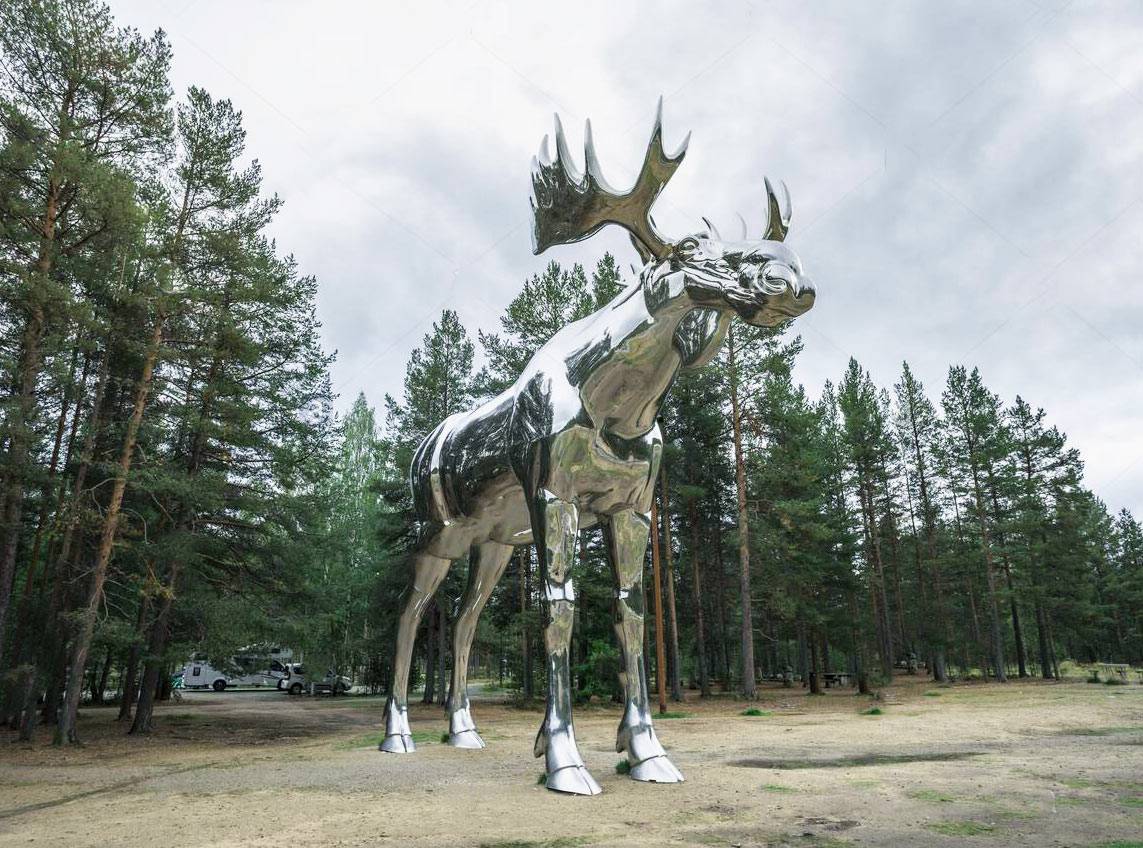 metal moose yard art