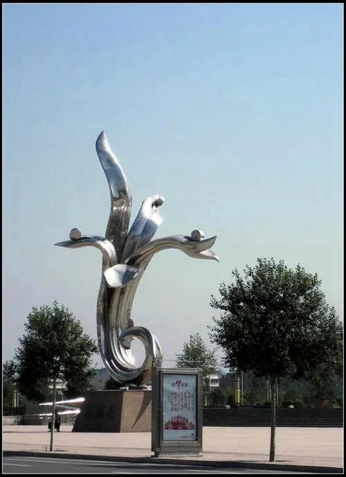 stainless steel flying bird sculpture
