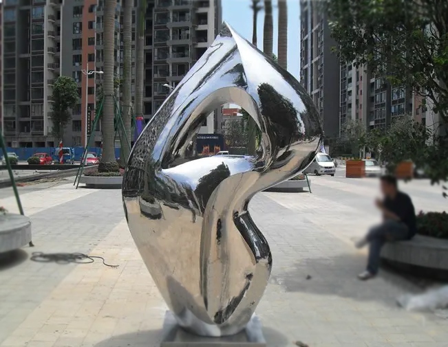 city stainless steel polished sculpture