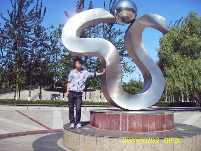 factory ball stainless steel statue