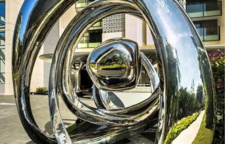 mirror fountain sculpture metal