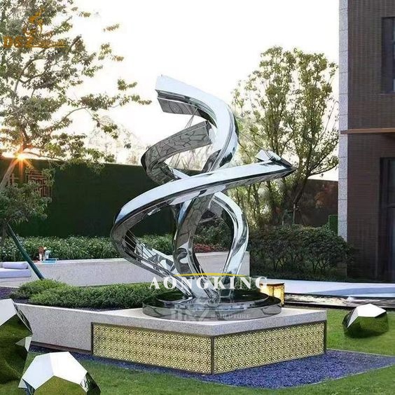 stainless Steel Looping Garden statue for sale