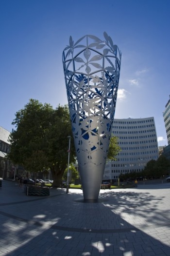 sculptural forms hollow stainless steel (2)