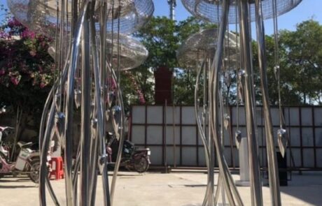 Stainless steel modern jellyfish sculpture