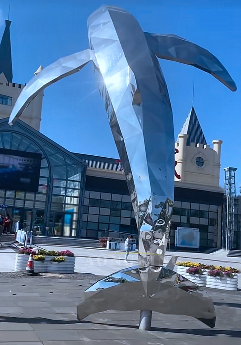 stainless steel orca statue (2)
