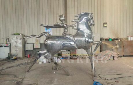 stainless steel horse Amphitheater Sculpture