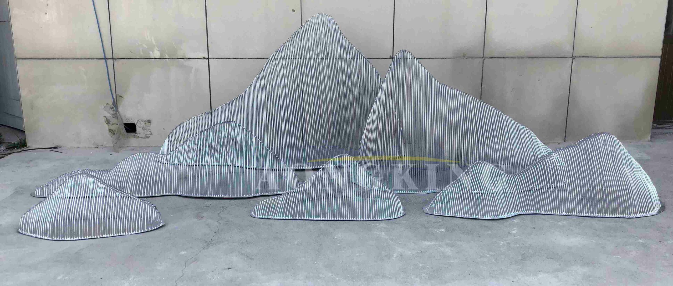 stainless steel wire mesh outdoor sculpture (4)