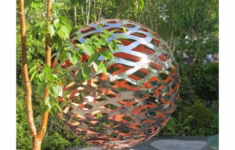 Mirror pattern Stainless Steel Ball Sculpture Polished Metal Hollow Sphere For Garden (1)
