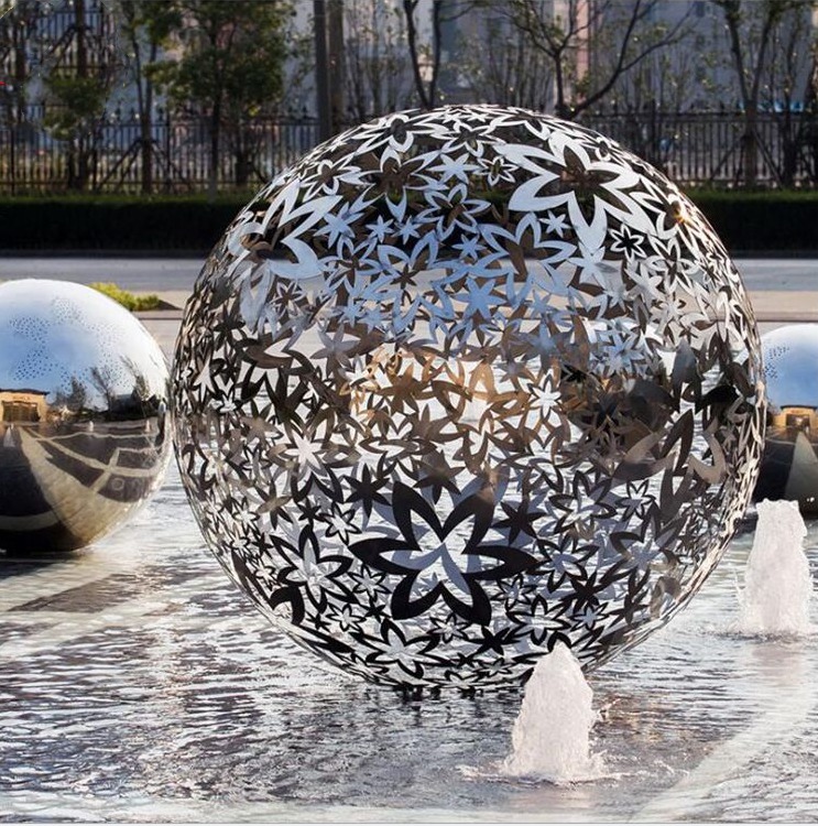 Mirror pattern Stainless Steel Ball Sculpture Polished Metal Hollow Sphere For Garden (3)