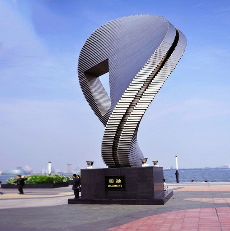 Chicago bean publick art sculpture from the new park