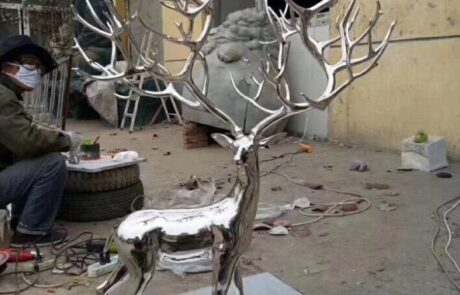 stainless steel deer sculpture with beautiful design