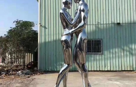 stainless steel lovers sculpture