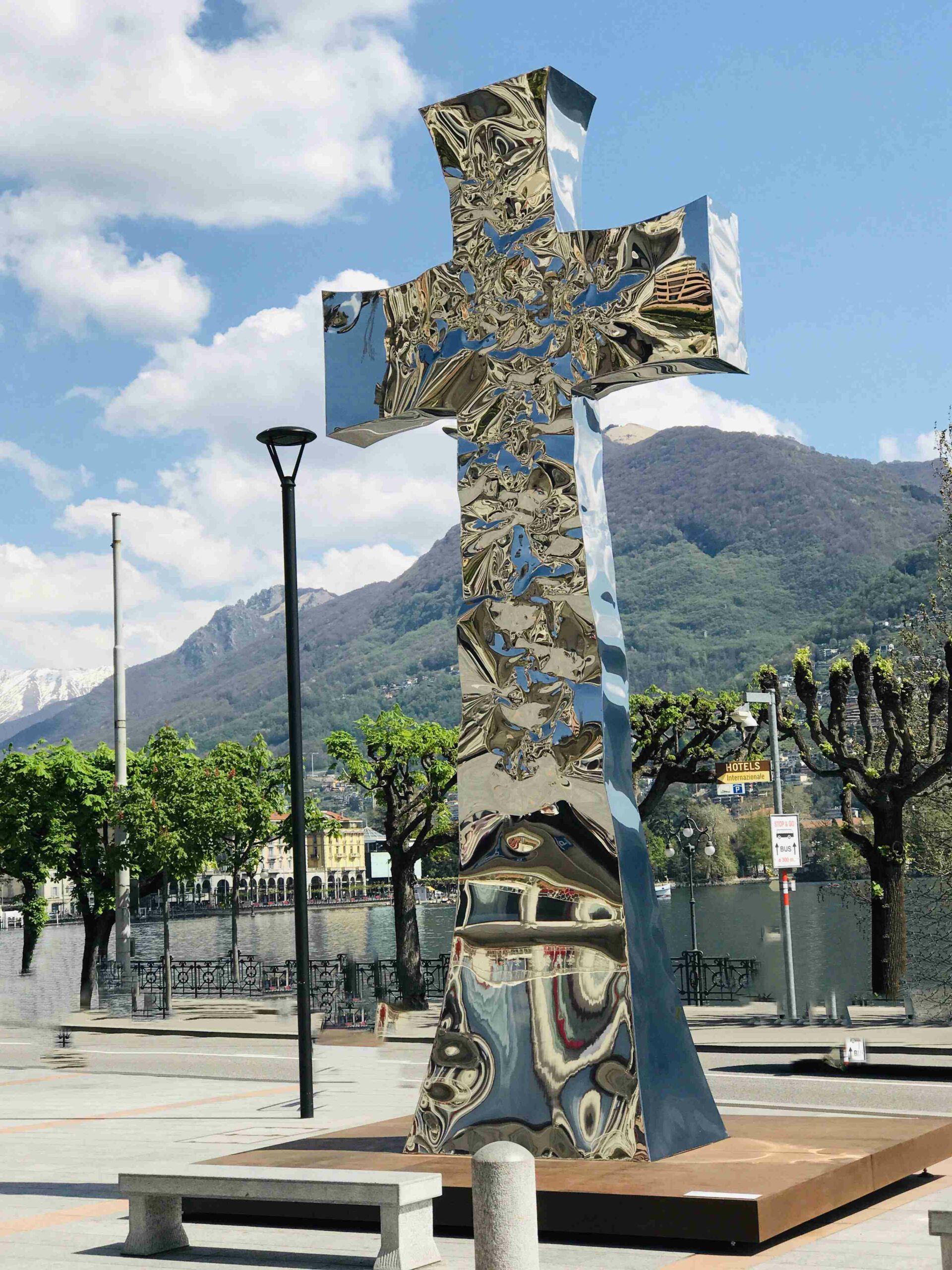 stainless steel cross sculpture (2)