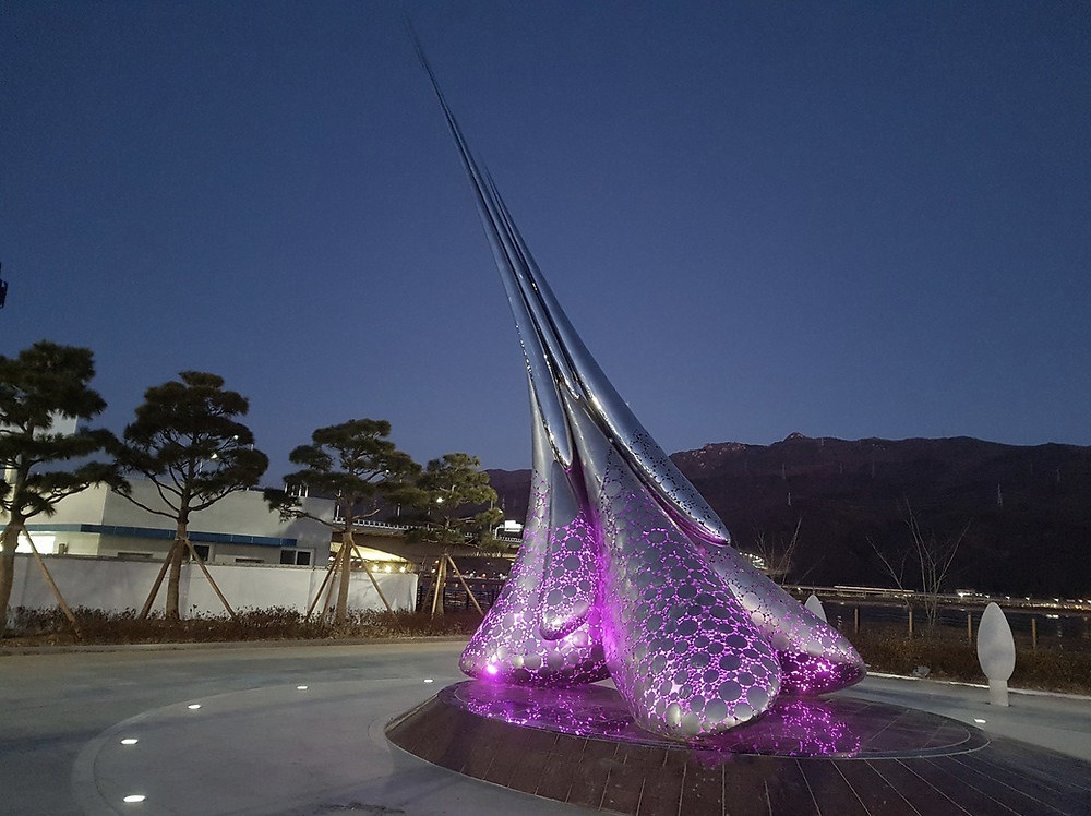 LED lighting flower sculpture 