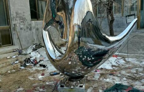 metal liquid shape sculpture