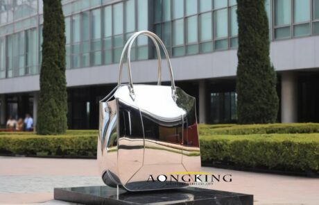 Shopping bag Stylish sculpture